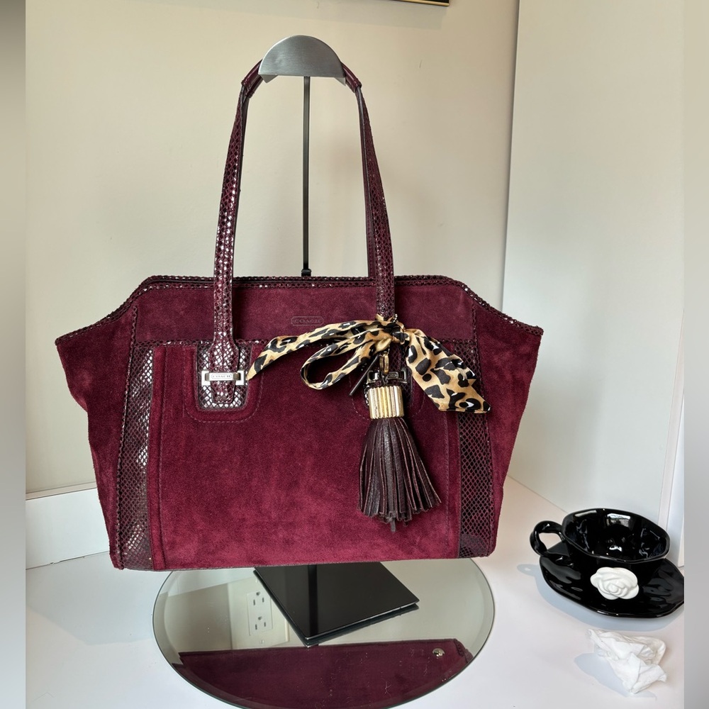 LIKE NEW Coach Taylor Suede Alexis Carryall Satchel Bag 17x13x5 - Picture 2 of 13